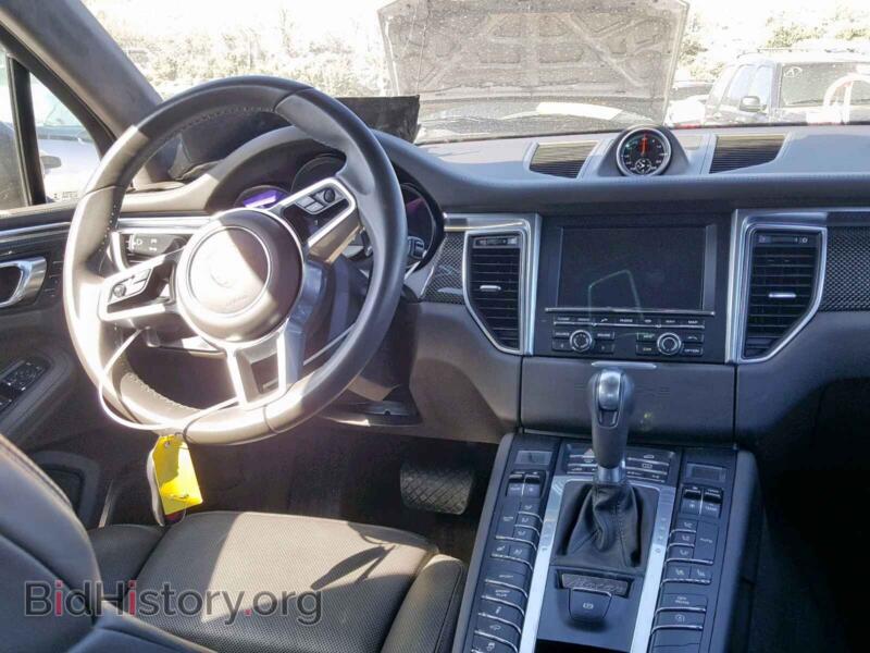 2015 Porsche MACAN (VIN WP1AF2A56FLB93687) — фото 9 из 10