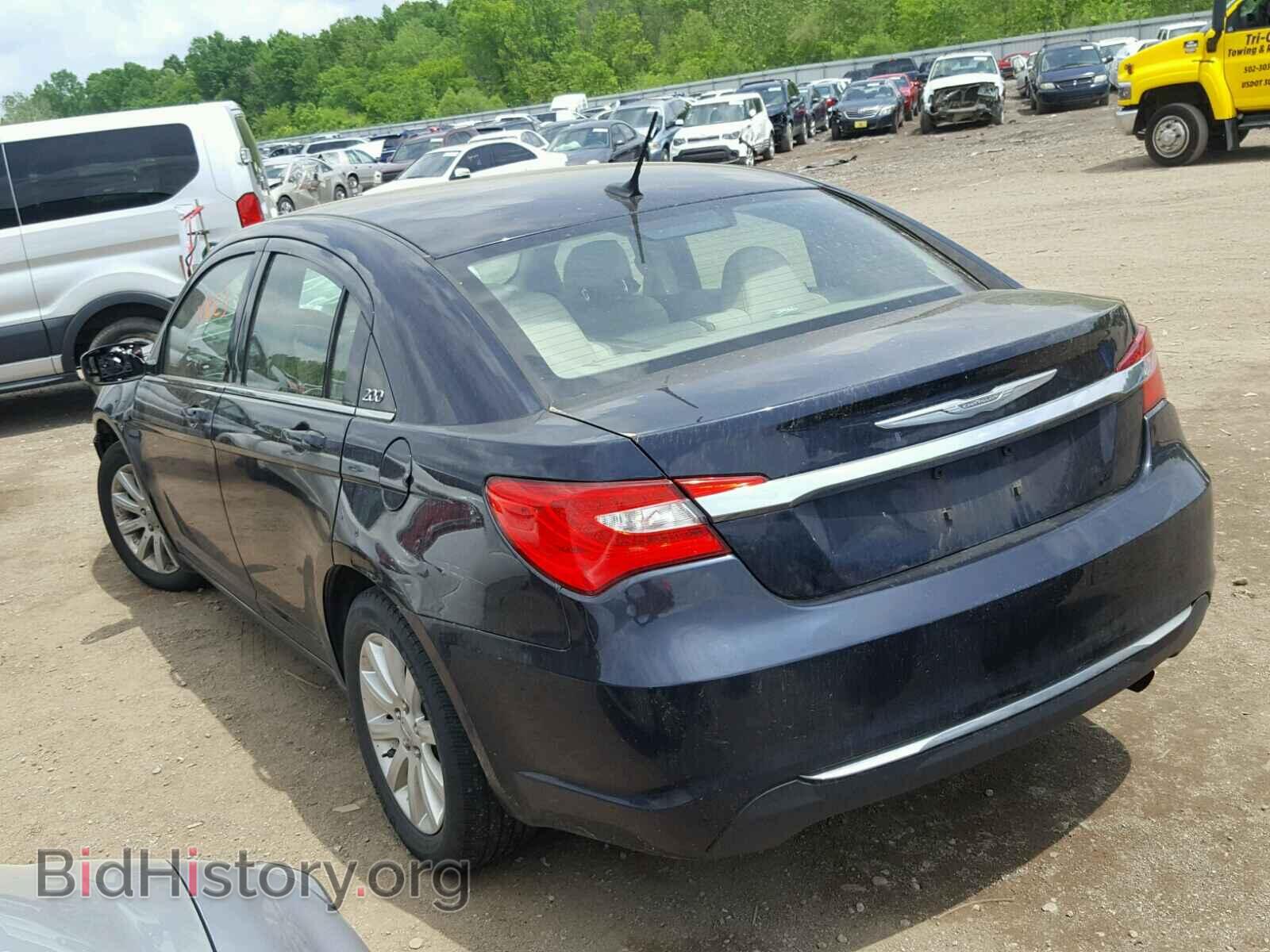 2011 CHRYSLER 200 - VIN: 1C3BC1FB2BN576360 - Фото 3