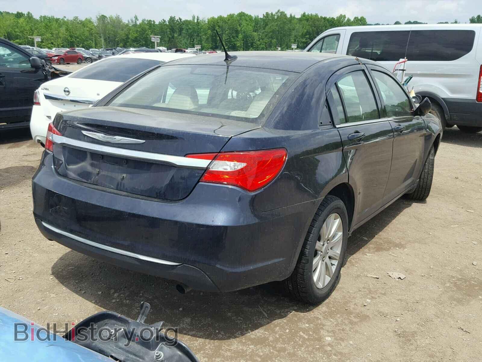 2011 CHRYSLER 200 - VIN: 1C3BC1FB2BN576360 - Фото 4