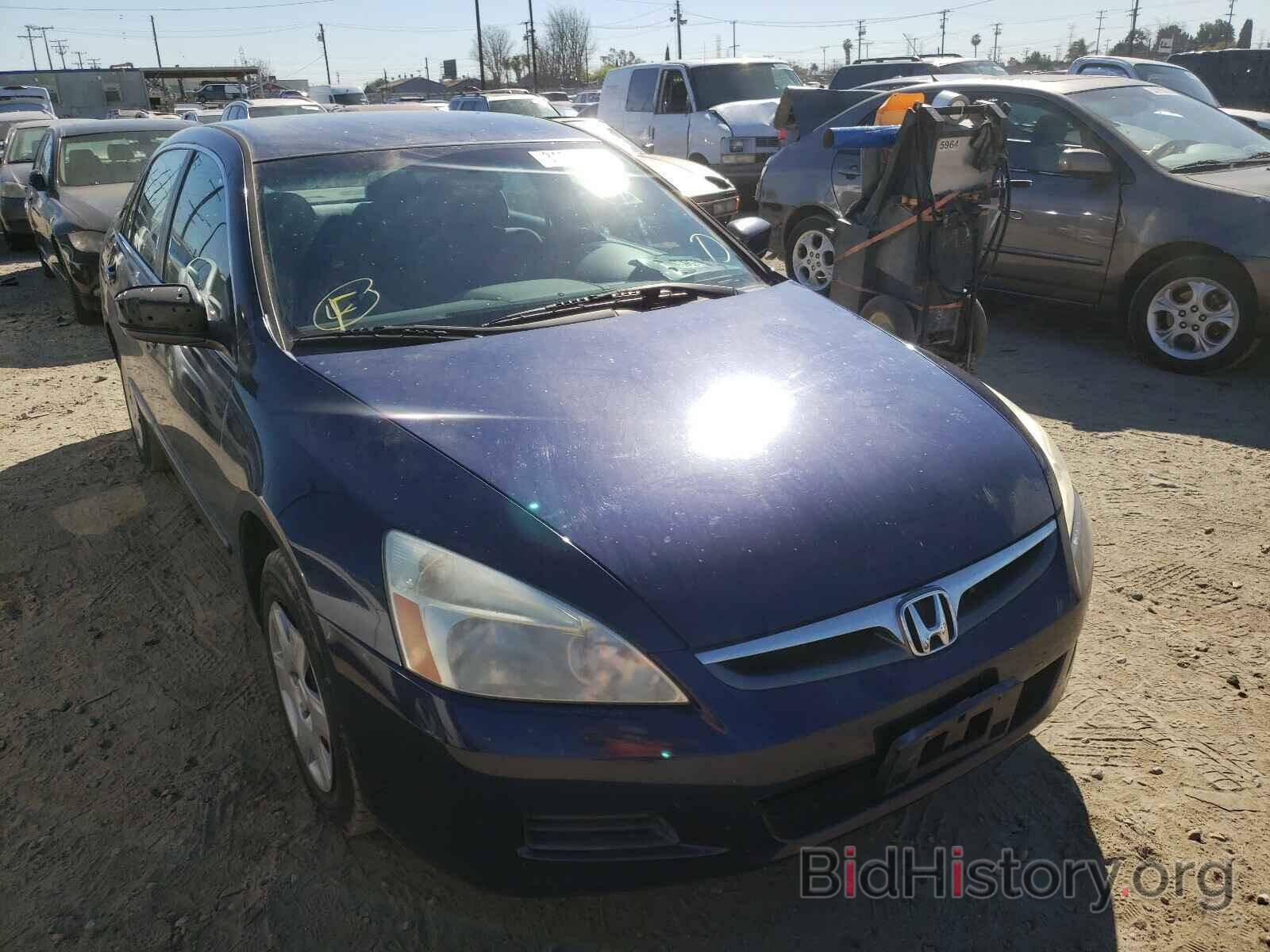 Photo 1HGCM56486A128029 - HONDA ACCORD 2006