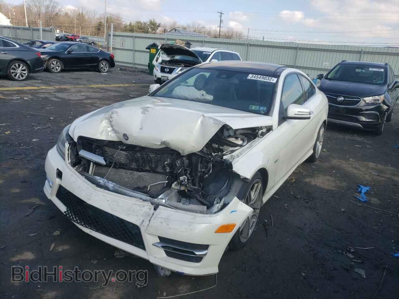 2012 MERCEDES-BENZ C-CLASS - VIN: WDDGJ5HB2CF812163 - Фото 2