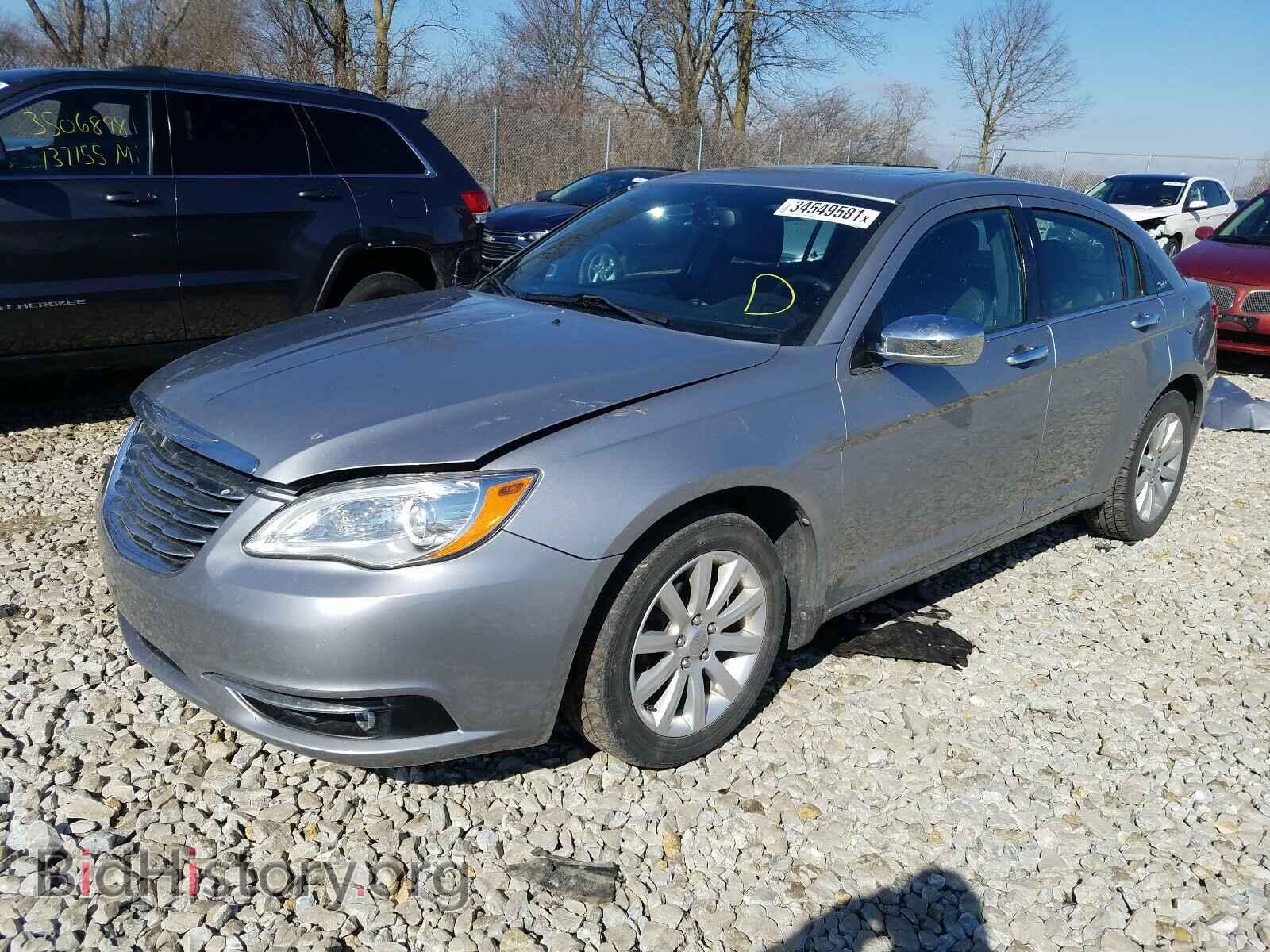 2013 CHRYSLER 200 - VIN: 1C3CCBCG4DN674707 - Фото 2