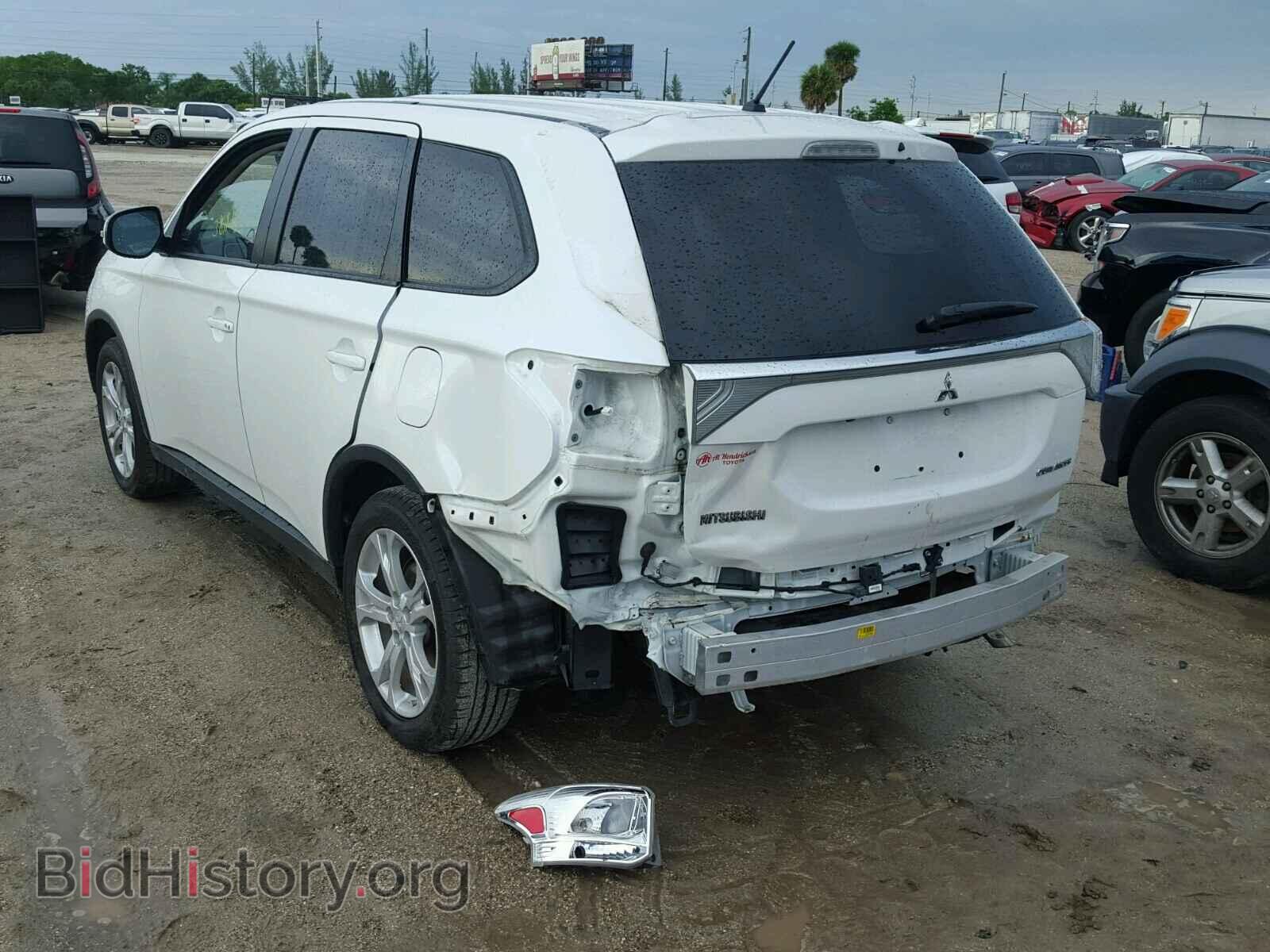 2015 MITSUBISHI OUTLANDER - VIN: JA4AD3A37FZ014267 - Фото 3