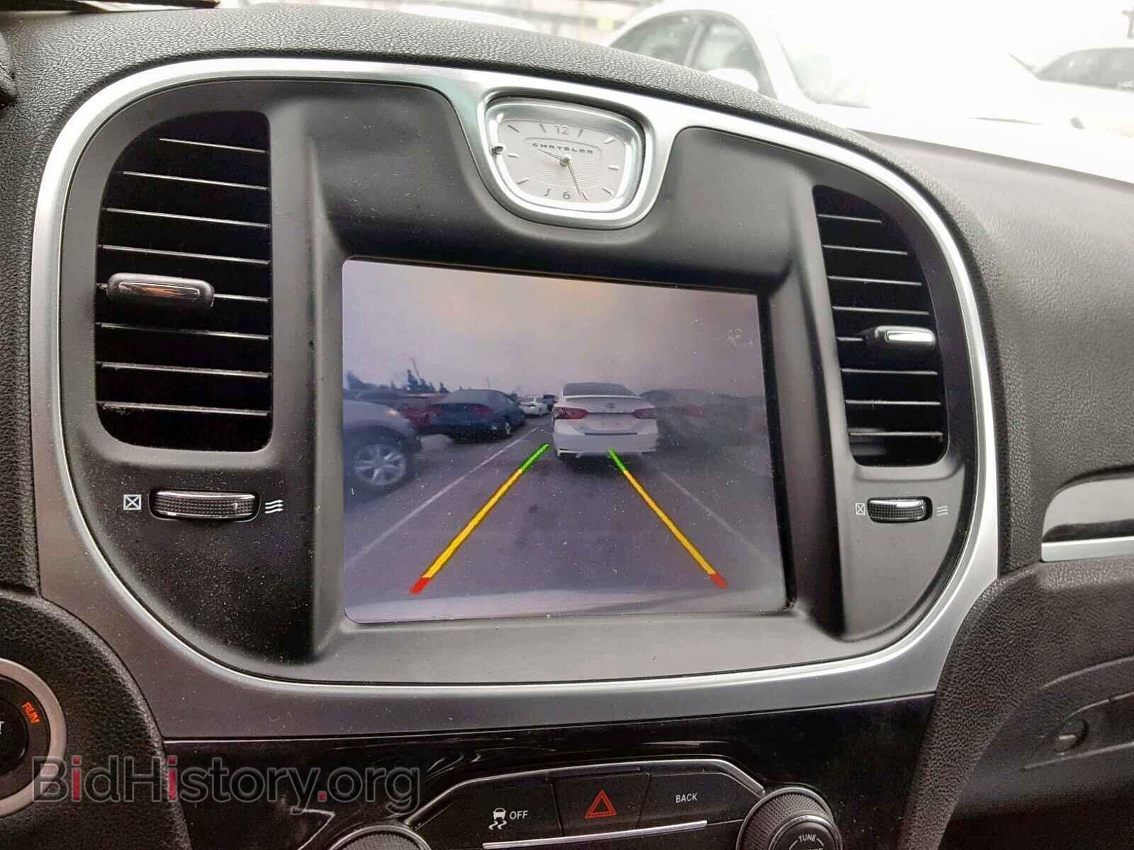 2016 CHRYSLER 300 - VIN: 2C3CCAEG5GH216680 - Фото 9