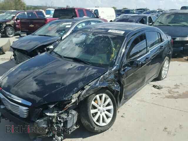 2013 CHRYSLER 200 - VIN: 1C3CCBBBXDN678900 - Фото 2