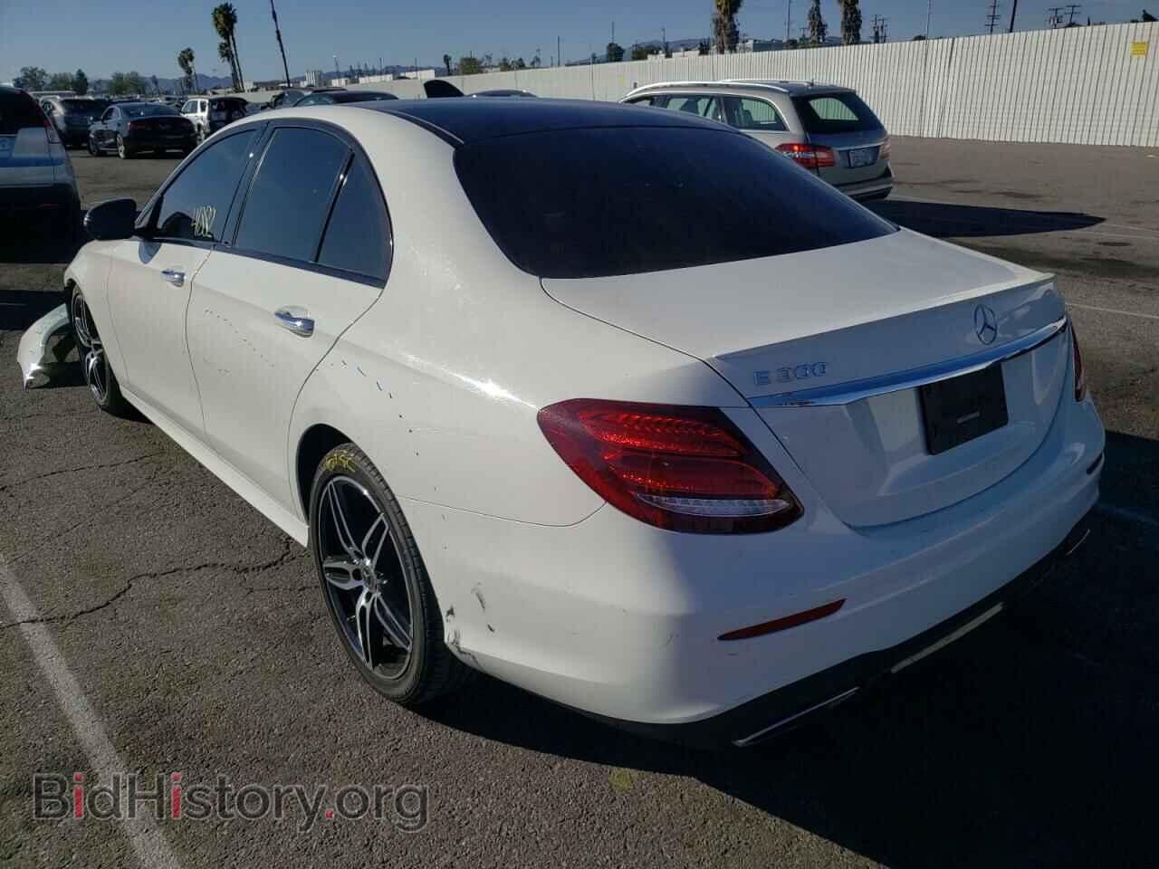 2019 MERCEDES-BENZ E-CLASS - VIN: WDDZF4JB4KA624724 - Фото 3