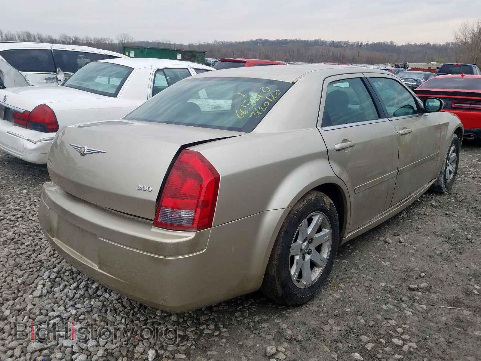 2006 CHRYSLER 300 - VIN: 2C3LA43R16H526982 - Фото 4