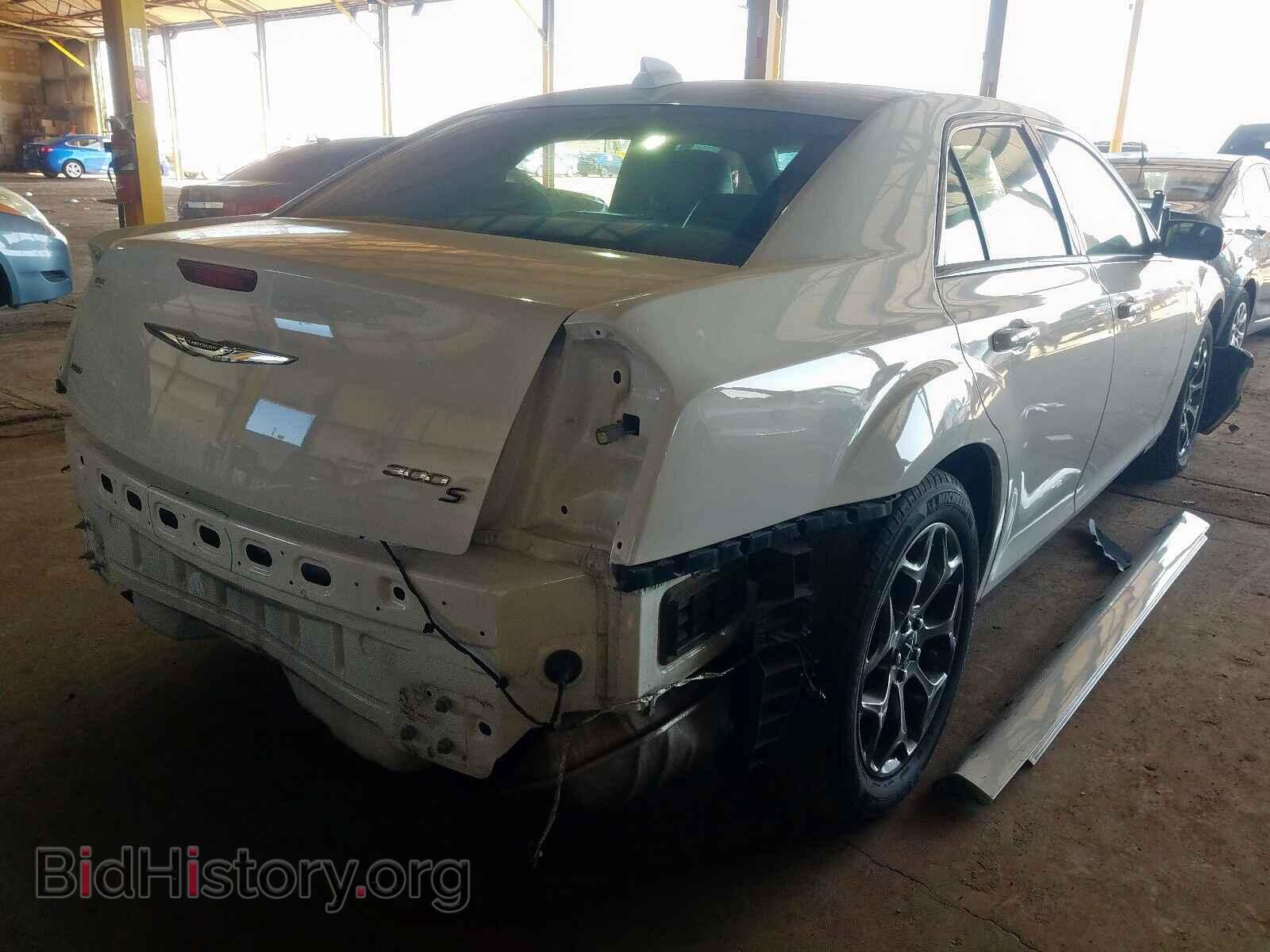 2018 CHRYSLER 300 - VIN: 2C3CCAGG0JH267203 - Фото 4