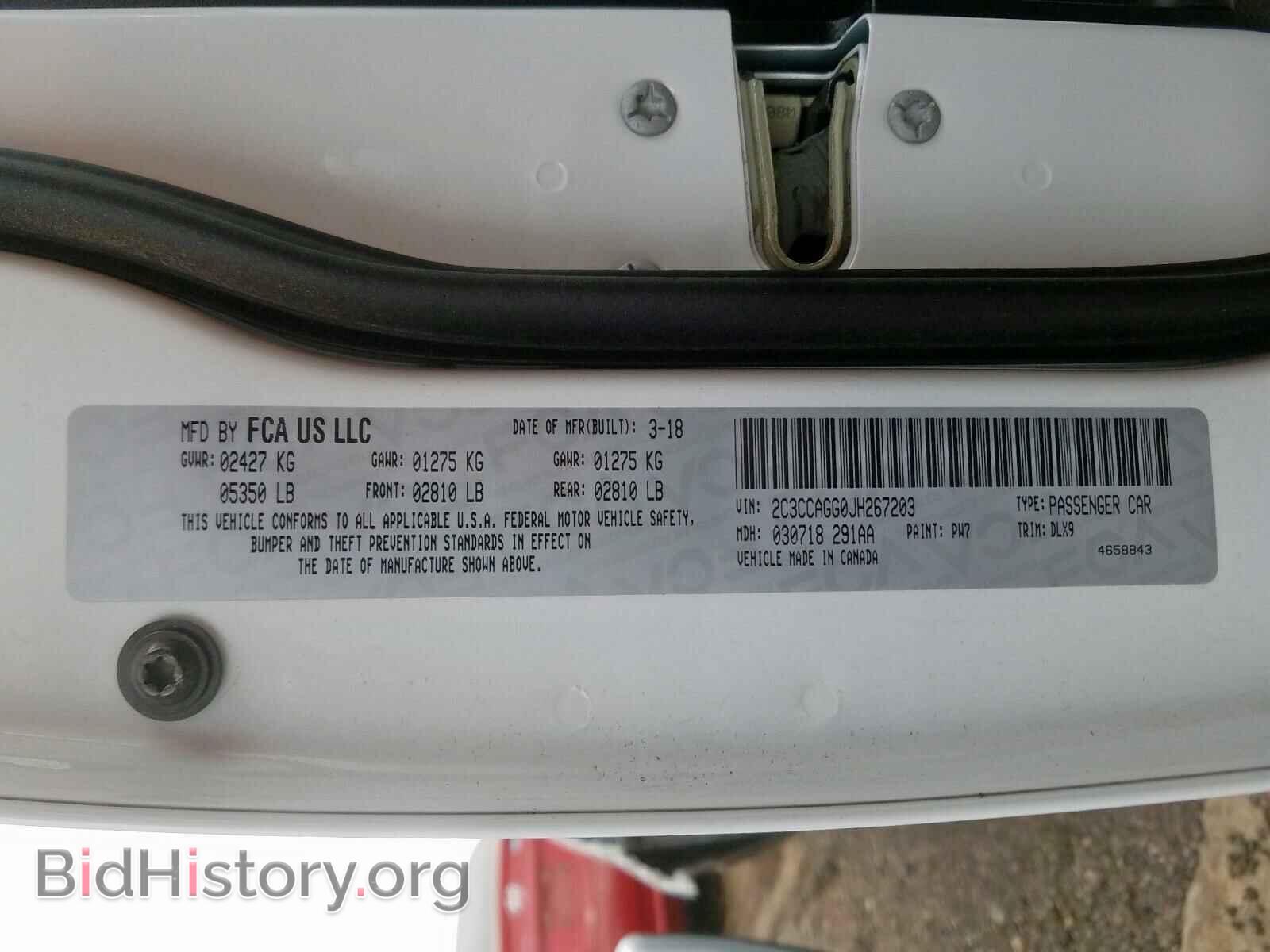 2018 CHRYSLER 300 - VIN: 2C3CCAGG0JH267203 - Фото 10