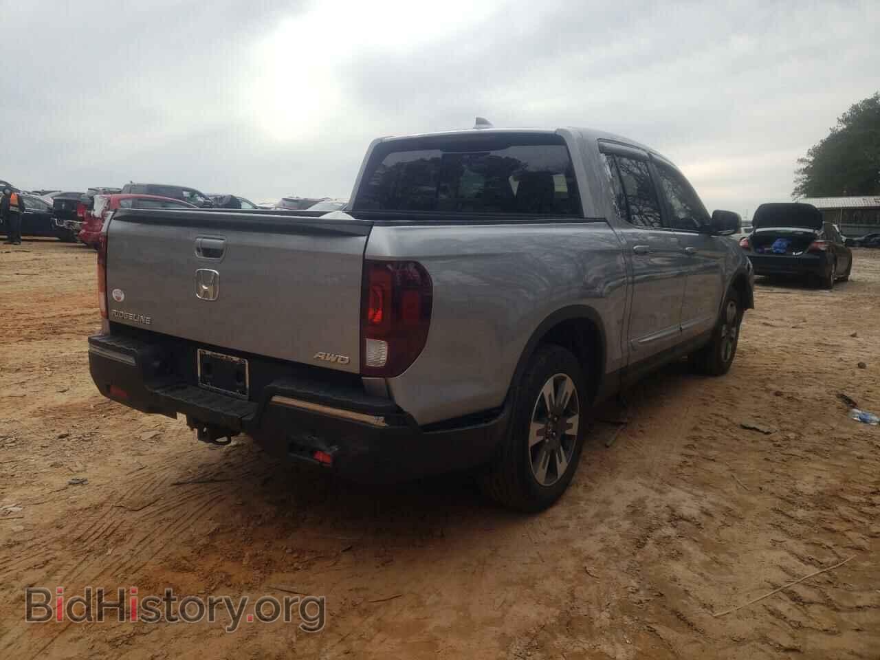 2019 HONDA RIDGELINE - VIN: 5FPYK3F56KB044145 - Фото 4