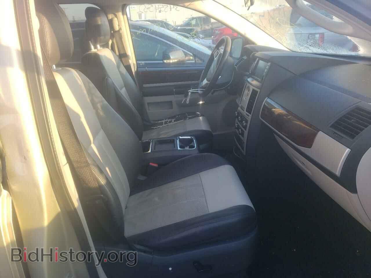 2010 CHRYSLER MINIVAN - VIN: 2A4RR8D14AR449147 - Фото 5