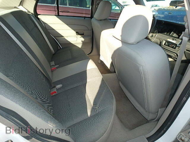 2007 FORD CROWN VIC - VIN: 2FAFP71W77X102706 - Фото 6