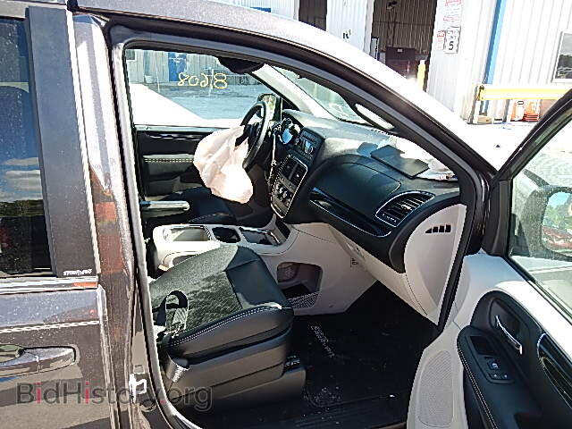2014 DODGE CARAVAN - VIN: 2C4RDGCG6ER296409 - Фото 5
