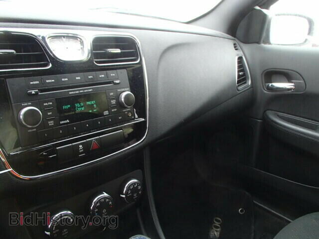 2012 CHRYSLER 200 - VIN: 1C3CCBBBXCN131169 - Фото 9