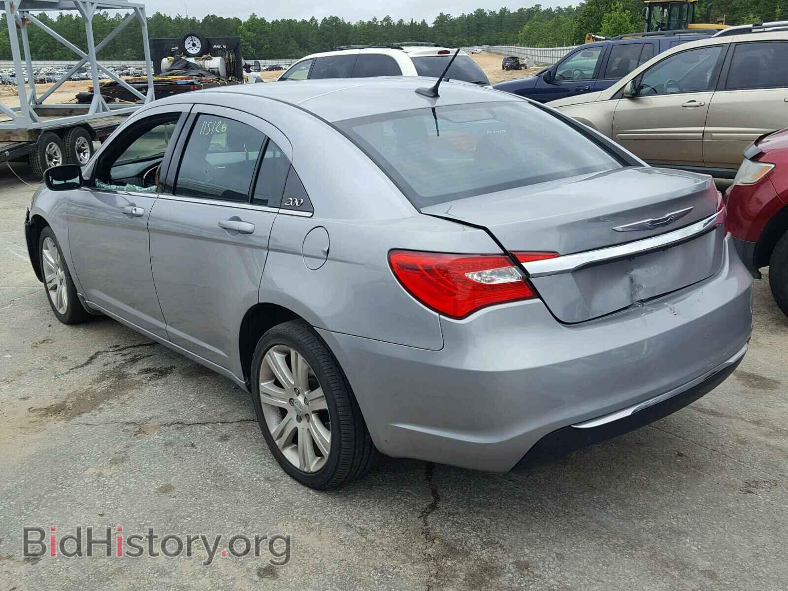 2013 CHRYSLER 200 - VIN: 1C3CCBAB2DN698379 - Photo 3