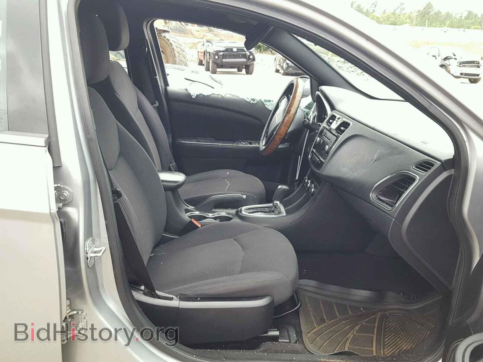 2013 CHRYSLER 200 - VIN: 1C3CCBAB2DN698379 - Photo 5