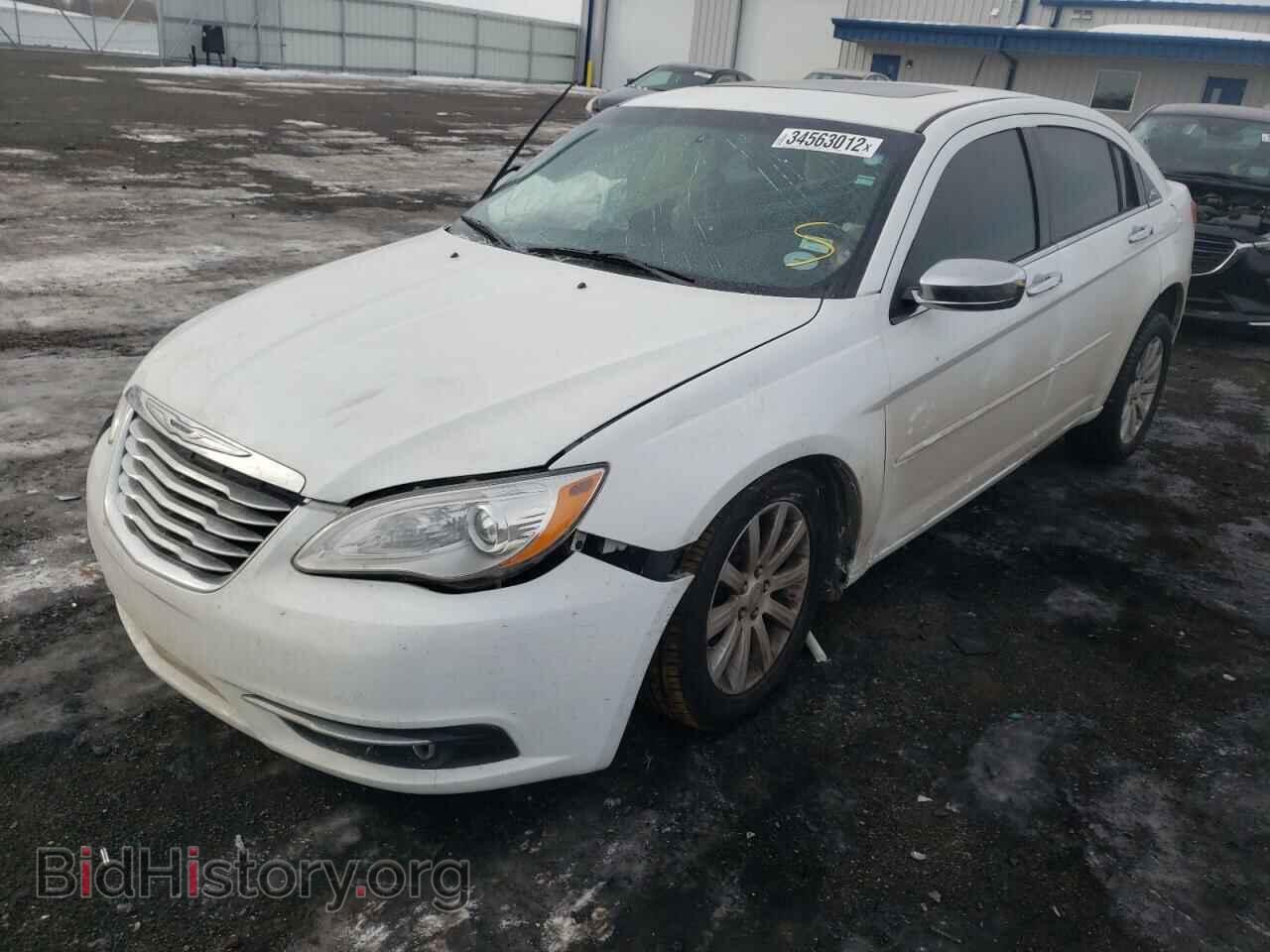 2014 CHRYSLER 200 - VIN: 1C3CCBCG5EN236277 - Фото 2