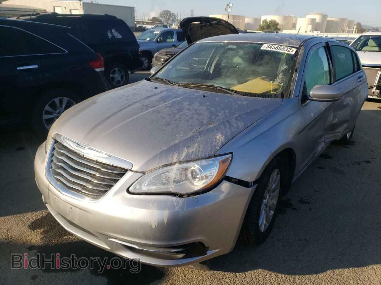 2013 CHRYSLER 200 - VIN: 1C3CCBBB9DN696269 - Фото 2