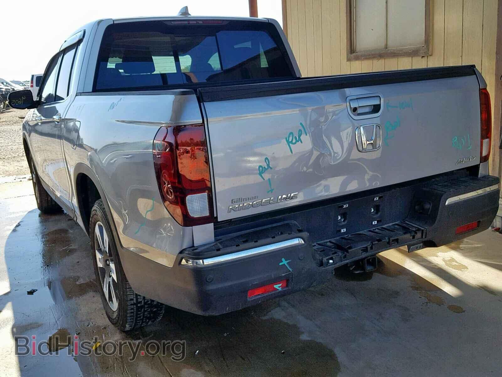 2019 HONDA RIDGELINE - VIN: 5FPYK3F75KB020520 - Фото 3