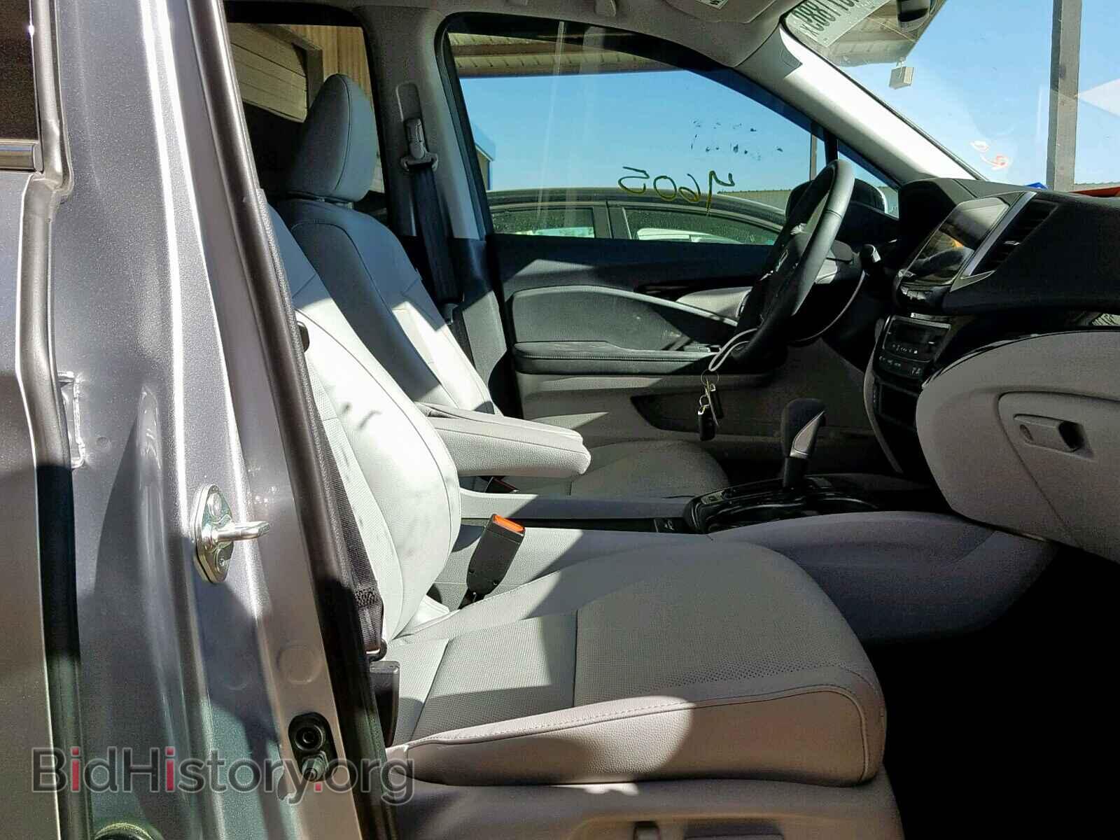 2019 HONDA RIDGELINE - VIN: 5FPYK3F75KB020520 - Фото 5