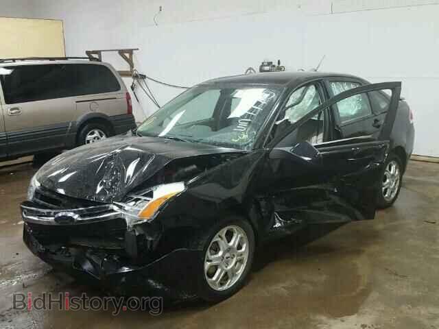 2009 FORD FOCUS - VIN: 1FAHP36N99W237475 - Фото 2
