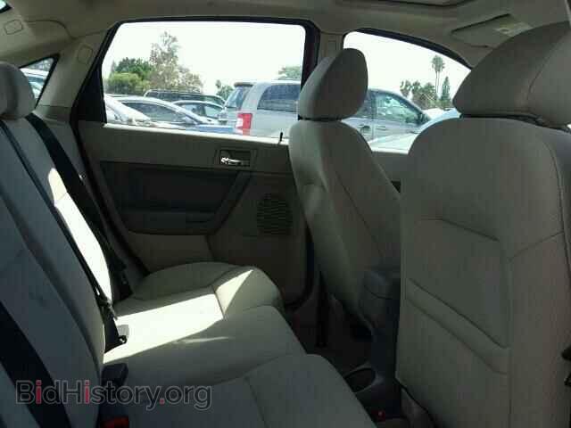2010 FORD FOCUS - VIN: 1FAHP3GN5AW138445 - Photo 6