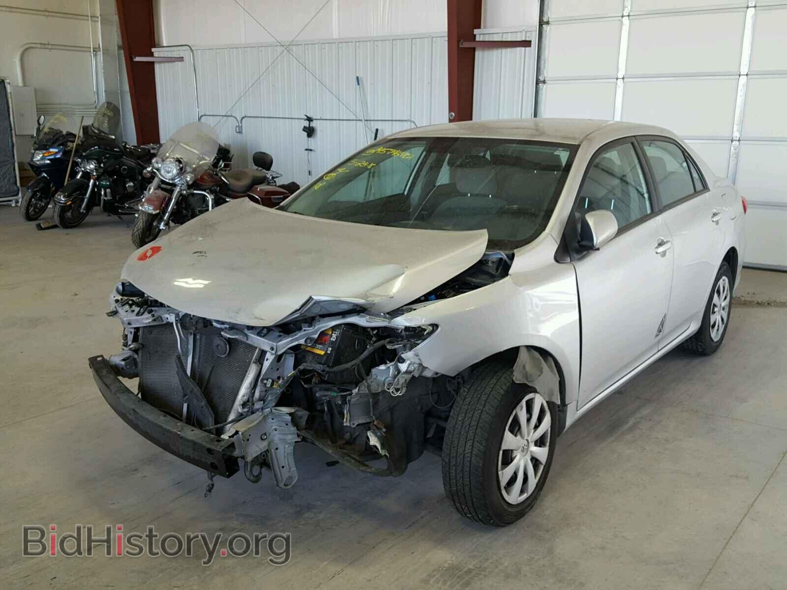 2011 TOYOTA COROLLA BA - VIN: 2T1BU4EE5BC546245 - Фото 2