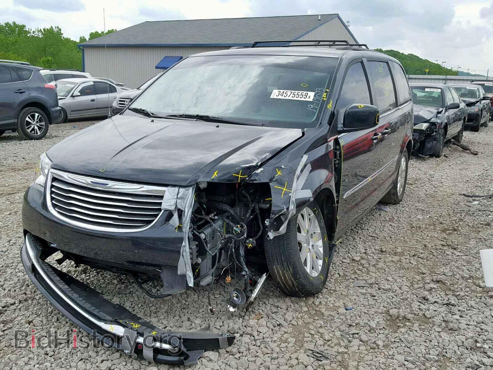 2013 CHRYSLER TOWN & COU - VIN: 2C4RC1BG2DR753183 - Фото 2