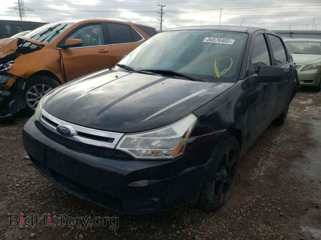 2009 FORD FOCUS - VIN: 1FAHP35N09W254621 - Фото 2