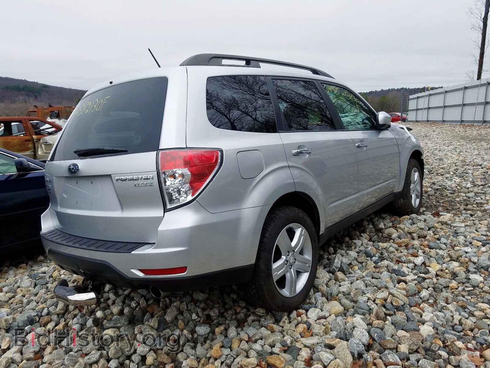 2010 SUBARU FORESTER - VIN: JF2SH6DC8AH909794 - Фото 4