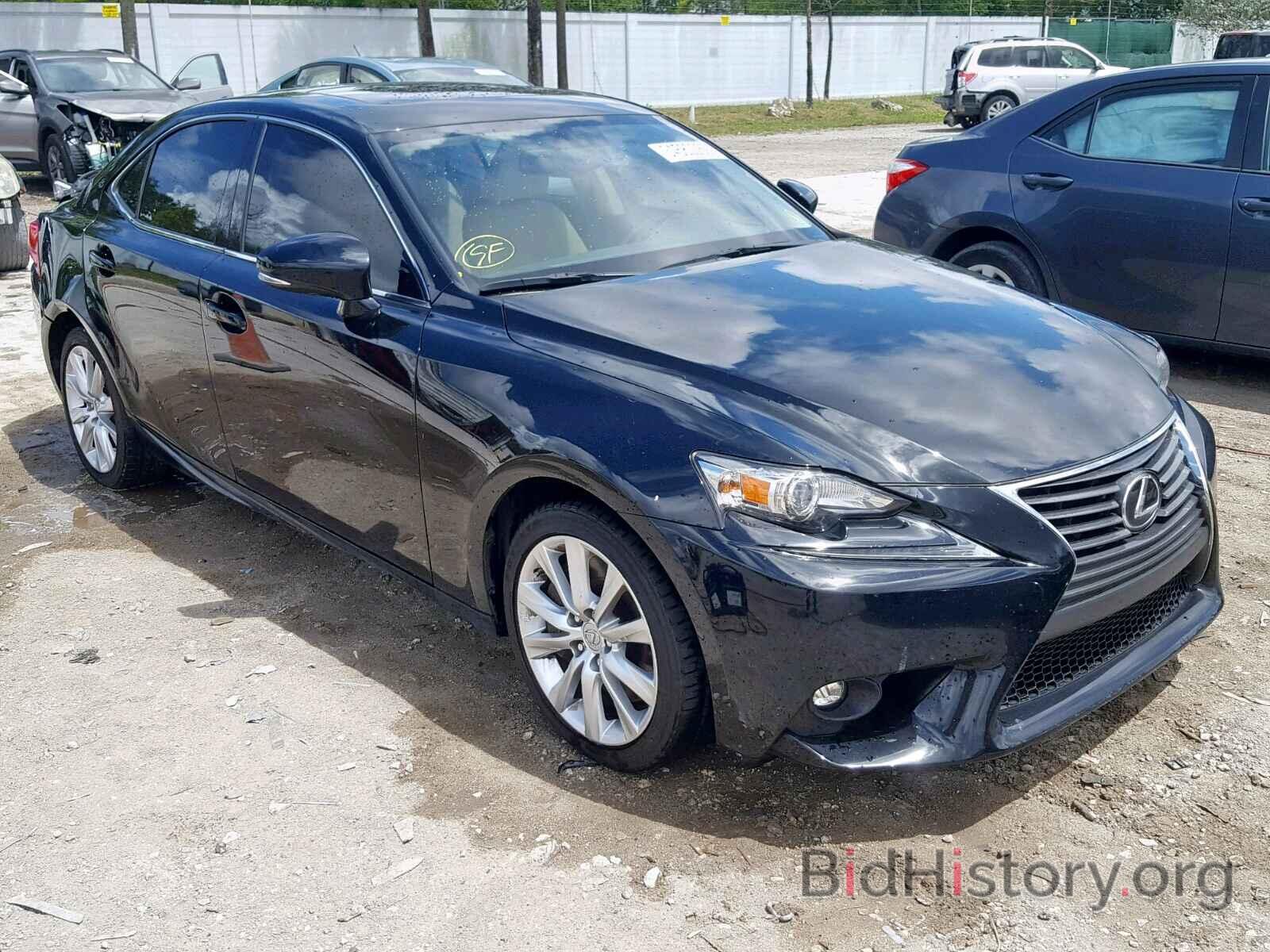 Photo JTHBA1D20G5024947 - LEXUS IS 2016