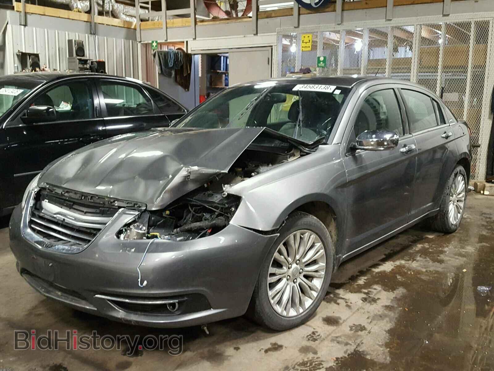 2012 CHRYSLER 200 - VIN: 1C3CCBCB0CN162932 - Фото 2
