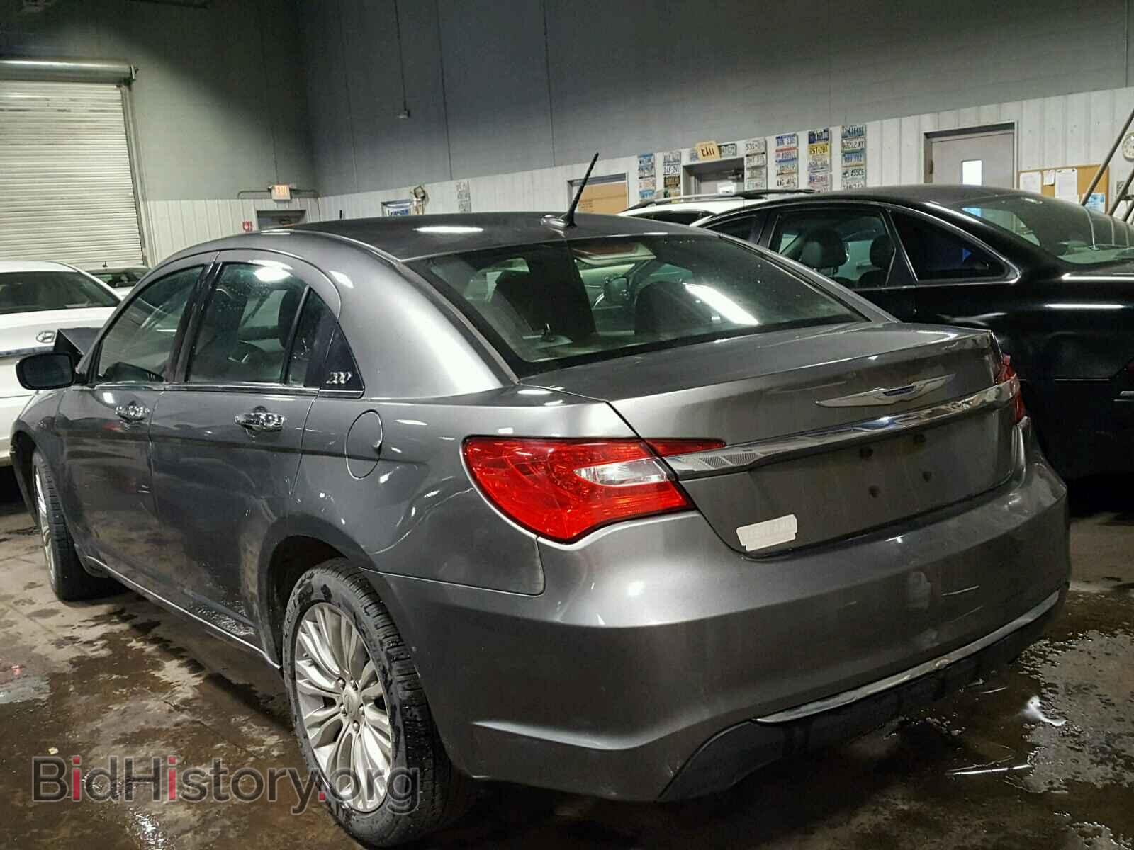 2012 CHRYSLER 200 - VIN: 1C3CCBCB0CN162932 - Фото 3