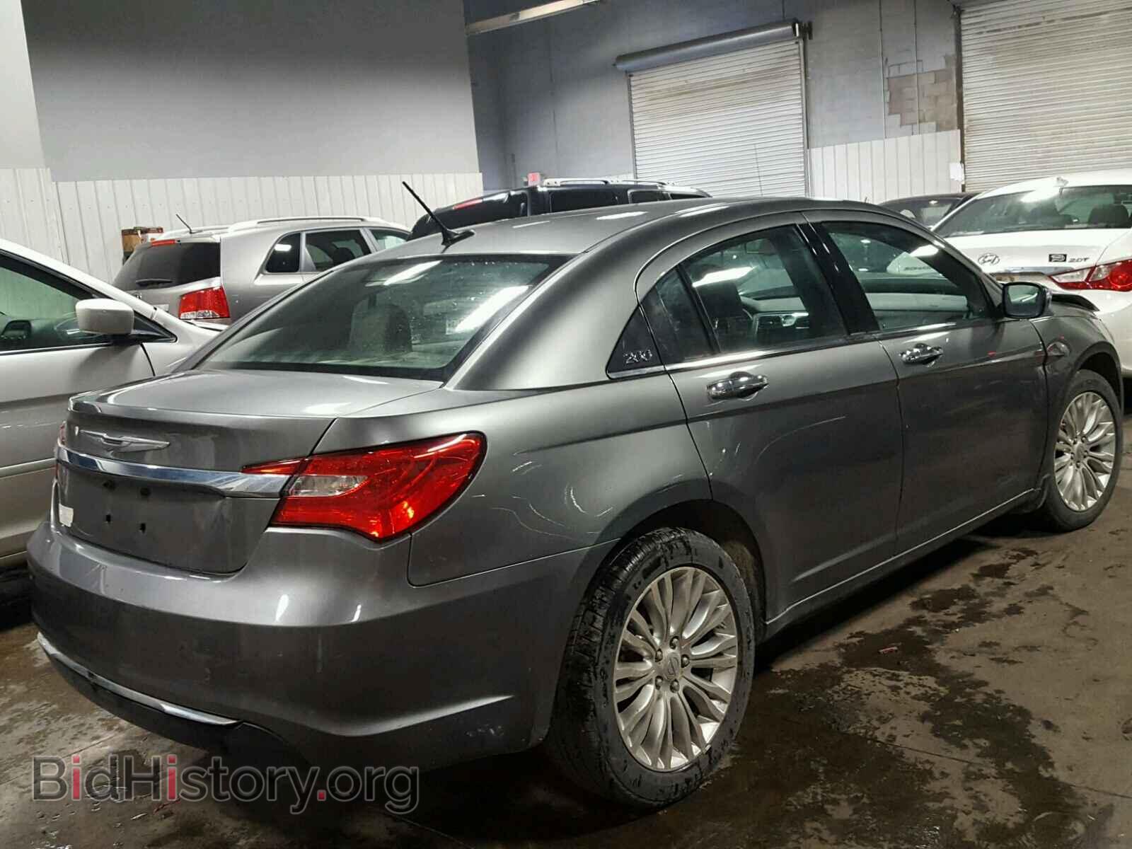 2012 CHRYSLER 200 - VIN: 1C3CCBCB0CN162932 - Фото 4
