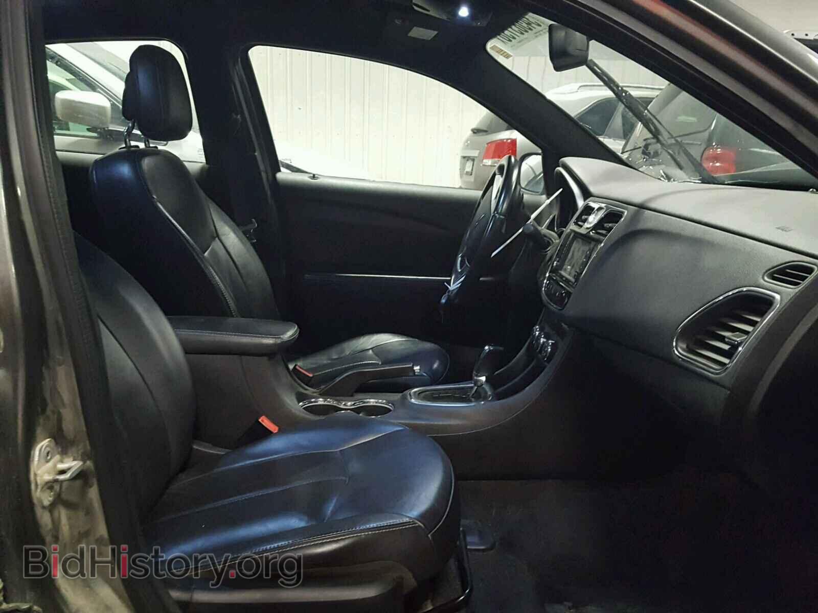 2012 CHRYSLER 200 - VIN: 1C3CCBCB0CN162932 - Фото 5