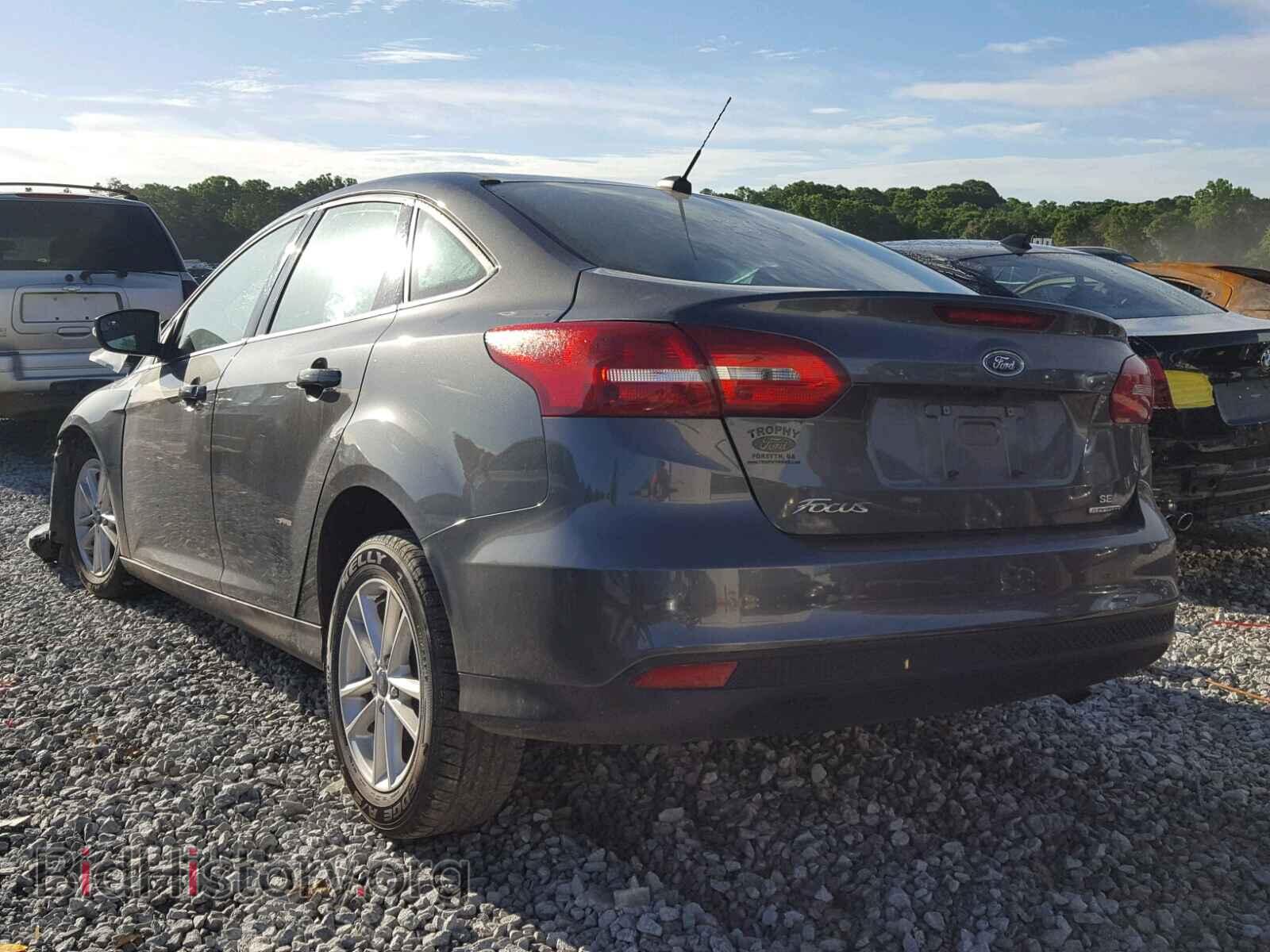 2016 FORD FOCUS - VIN: 1FADP3F2XGL401836 - Фото 3