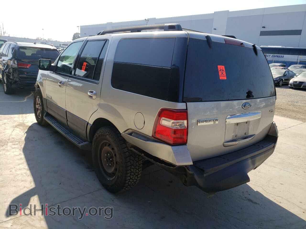 2007 FORD EXPEDITION - VIN: 1FMFU15587LA64056 - Фото 3