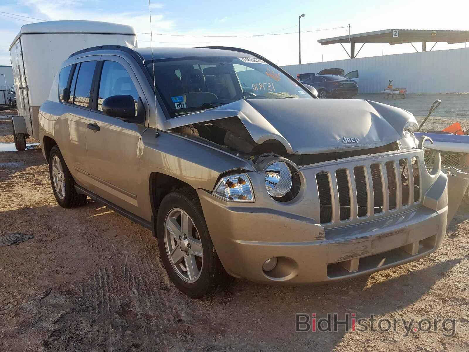 Photo 1J4FF47B09D188753 - JEEP COMPASS 2009