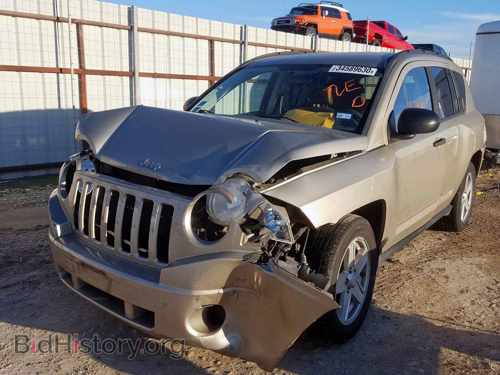 2009 JEEP COMPASS - VIN: 1J4FF47B09D188753 - Photo 2
