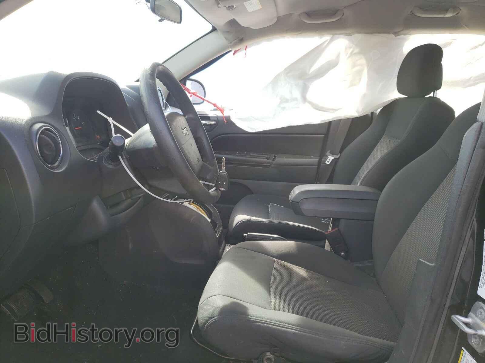 2010 JEEP COMPASS - VIN: 1J4NT4FB2AD612119 - Фото 5