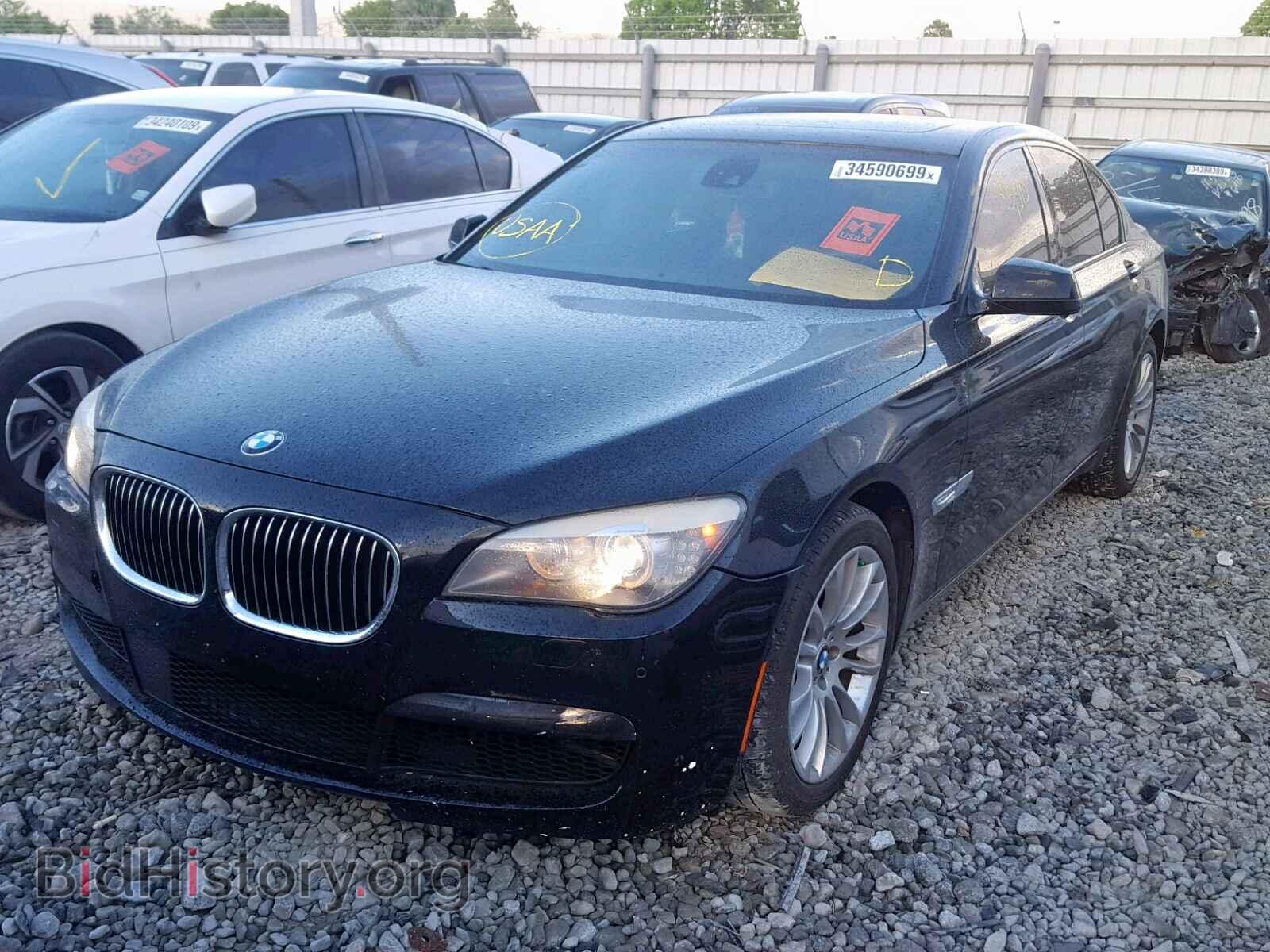 2011 BMW 7 SERIES - VIN: WBAKA4C50BC613206 - Фото 2