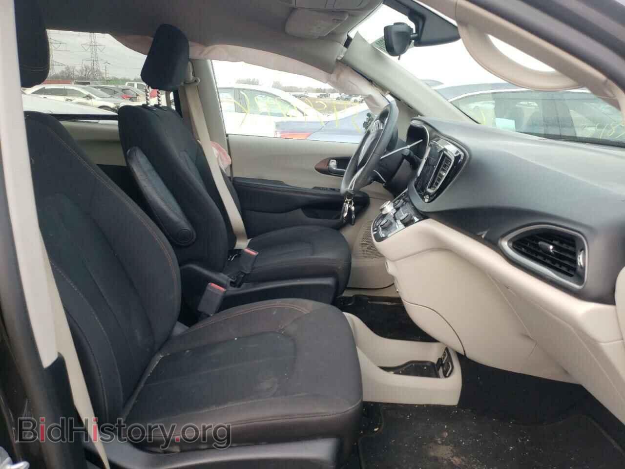 2017 CHRYSLER PACIFICA - VIN: 2C4RC1DGXHR522681 - Фото 5