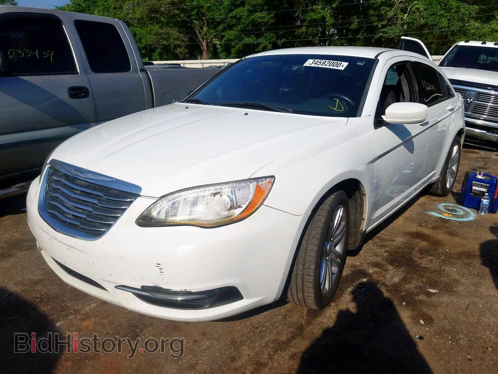 2013 CHRYSLER 200 - VIN: 1C3CCBBB2DN695111 - Photo 2