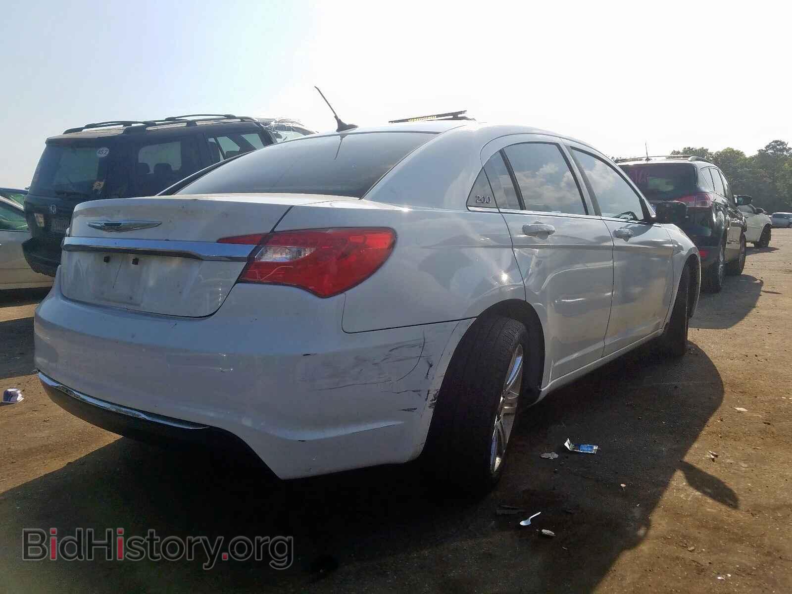 2013 CHRYSLER 200 - VIN: 1C3CCBBB2DN695111 - Photo 4