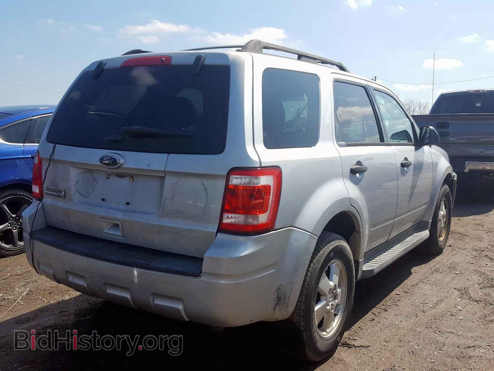 2011 FORD ESCAPE - VIN: 1FMCU0D72BKC16539 - Фото 4