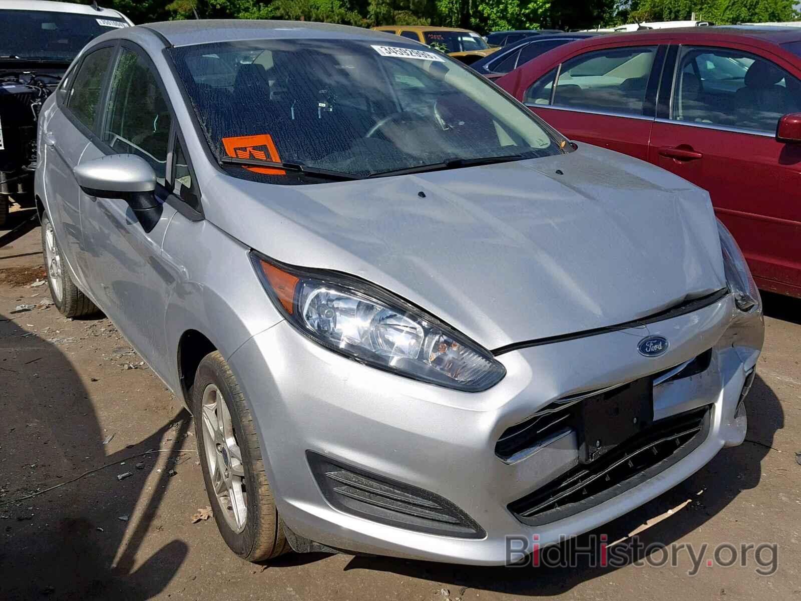 Photo 3FADP4BJ2JM141893 - FORD FIESTA SE 2018