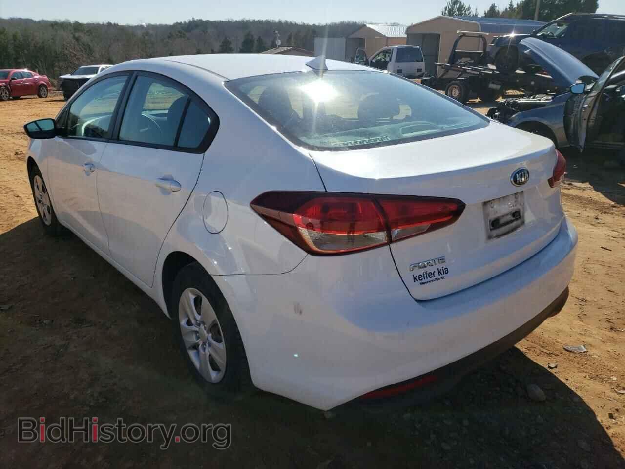 2017 KIA FORTE - VIN: 3KPFK4A73HE066312 - Фото 3