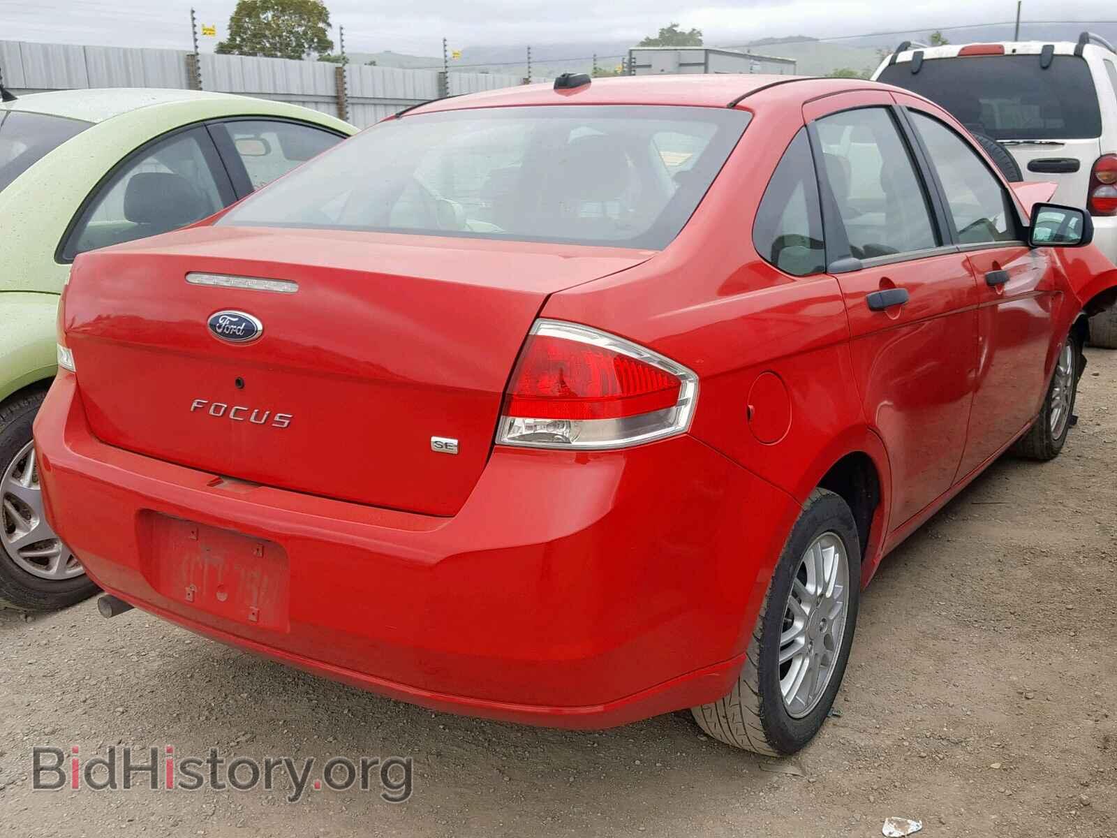 2008 FORD FOCUS SE - VIN: 1FAHP35N28W200624 - Фото 4