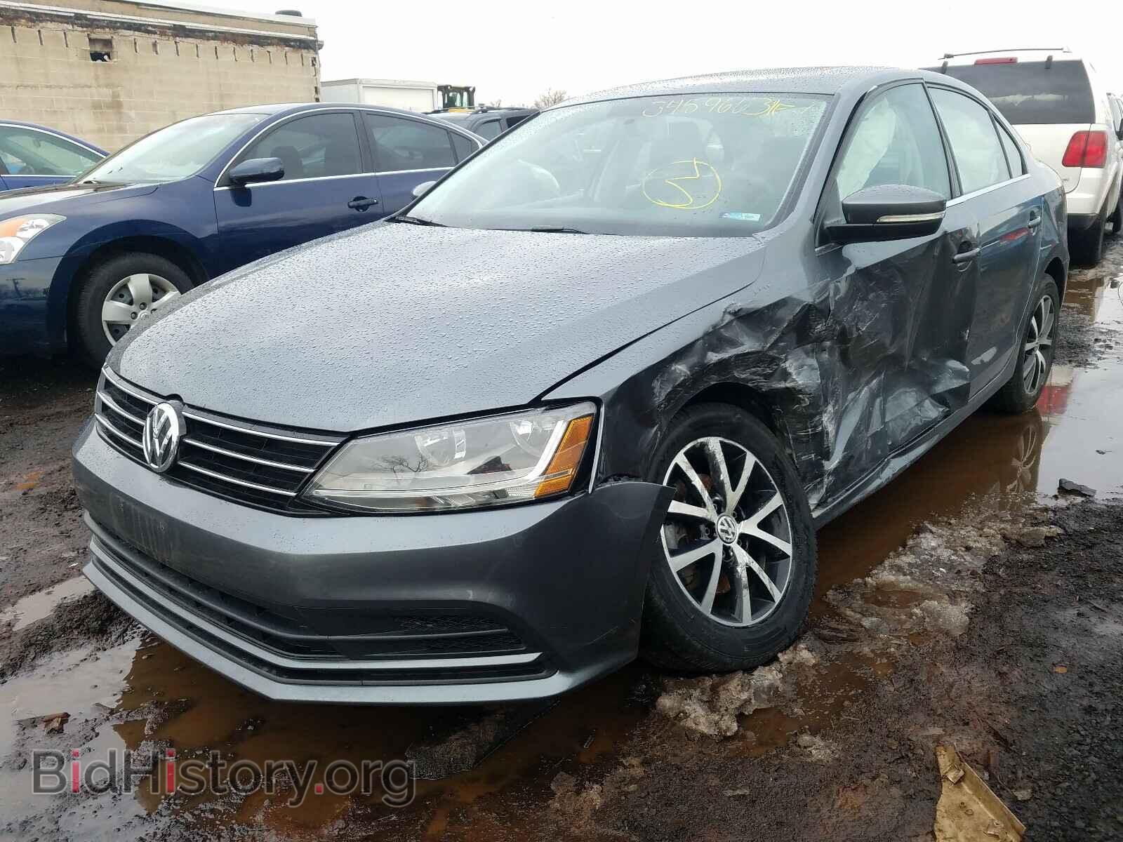 2017 VOLKSWAGEN JETTA - VIN: 3VWDB7AJ1HM202119 - Фото 2