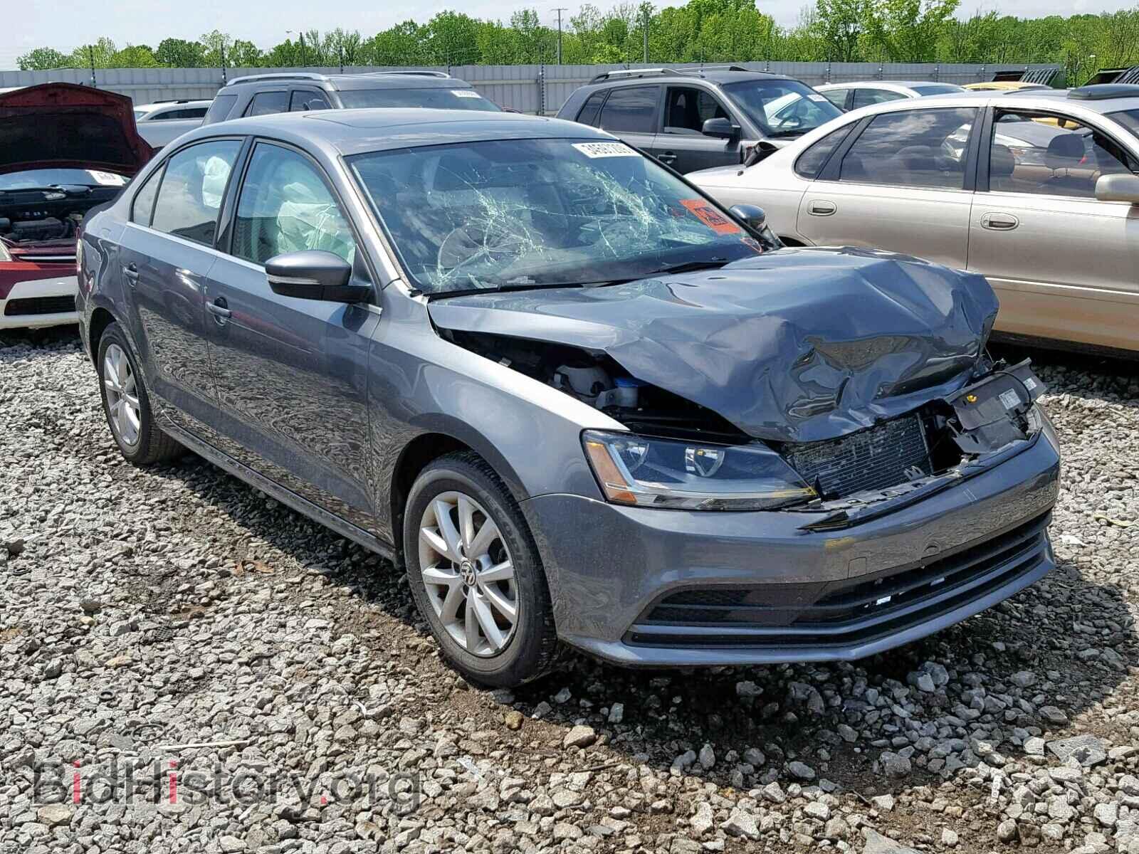 Фотография 3VWDB7AJ5HM310744 - VOLKSWAGEN JETTA 2017